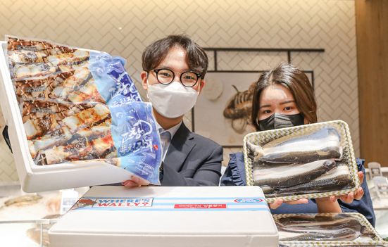 [포토] 현대百 고창 민물장어로 보양하세요
