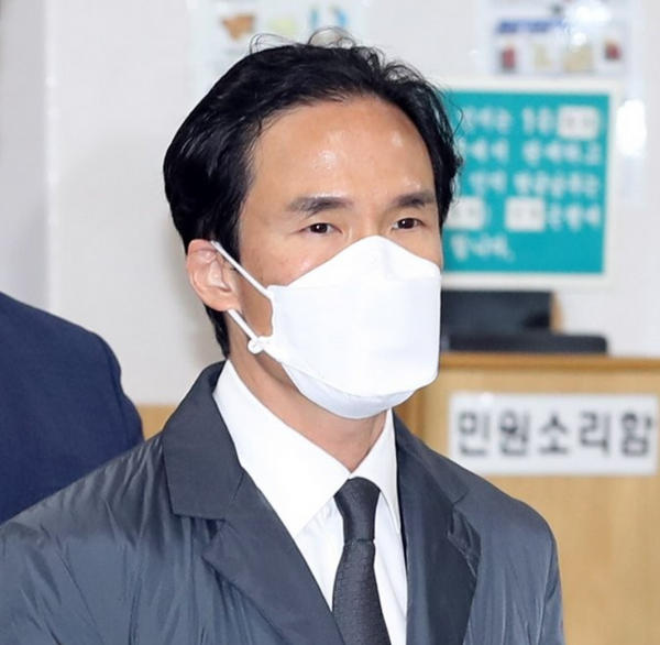 조현범 50억 빌린 리한측 “친분 관계 몰라…채무 상환 노력” 증언