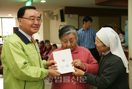 법률구조공단, 무호적자 114명 구제