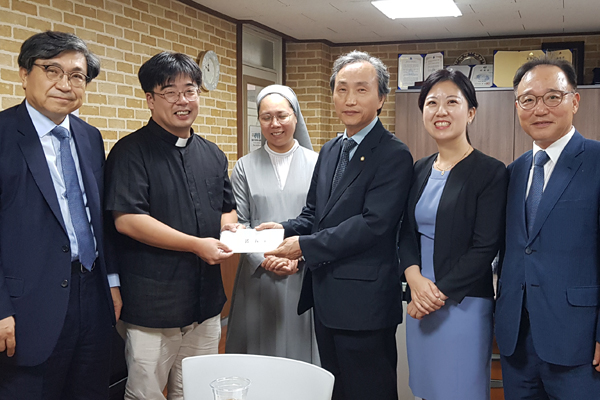  대구변회, 복지단체에 후원금 전달 
