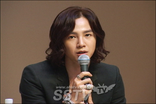 장근석
