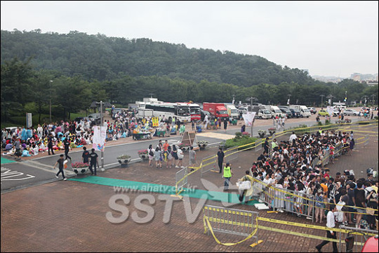 [SS포토] 인천 한류관광콘서트 현장, 국내외 팬들 대거 몰려 눈길
