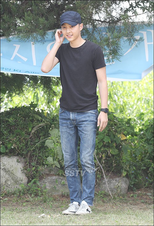 [SS포토] 송중기 입대, 무슨 말부터 해야할지~