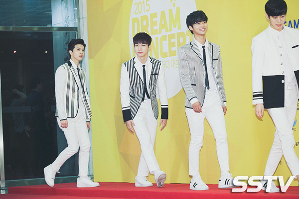 2015 드림 콘서트 빅스 켄 혁 엔 홍빈, 가자~! [SS포토]