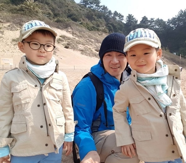 [스타★SNS] 송일국, 삼둥이 근황 공개 여전히 귀여운 대한, 민국