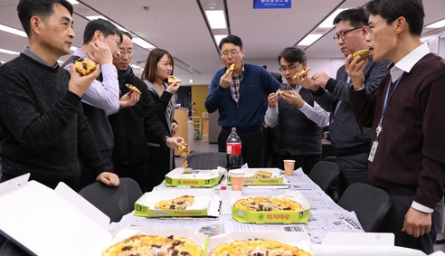 피자마루, 문재인 대통령이 선택한 이유는? 가맹점-본사의 상생관계서 독보적