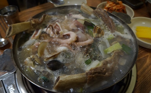 생방송투데이 오늘방송맛집, 고양 대갈해물칼국수 바다담은 해물손칼국수 위치는 어디? 연중무휴