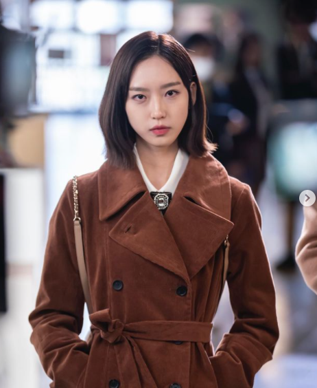 펜트하우스 한지현, 샛별당 엔터와 재계약...단단한 신뢰 쌓여