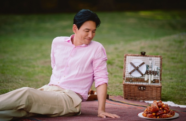 bhc치킨, 황정민과 함께한 쏘마치 TV 광고 온에어