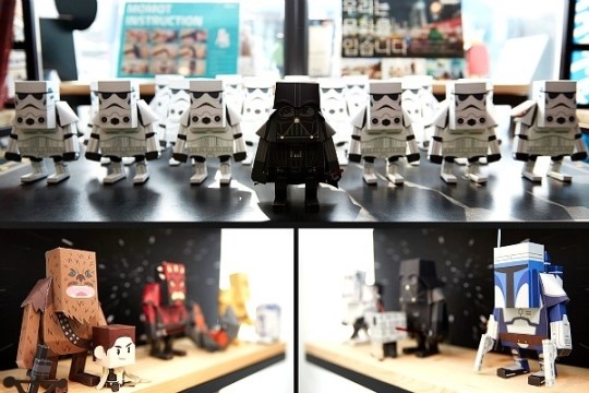 애니모드, 모모토와 공동으로 페이퍼토이展 열어