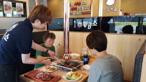 고기창업 핫 아이템 황금소, 수원광교점 오픈! 인기비결은