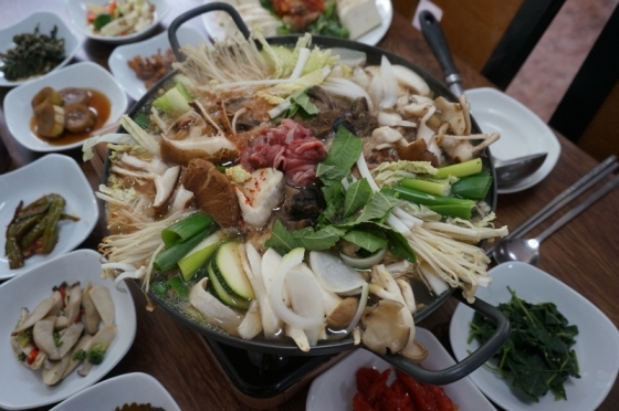 먹방 힐링여행, 문경새재 여행 시 꼭 들러야 할 문경맛집 백두산가든
