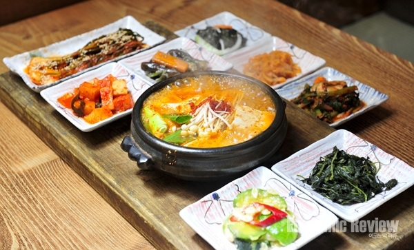 [맛있는 서울] 매콤 낙지와 부드러운 보쌈의 조화 낙지보쌈