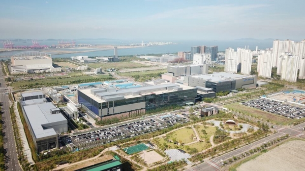 [biz 인사이드] 삼성바이오로직스, 위탁생산과 위탁개발생산의 차이
