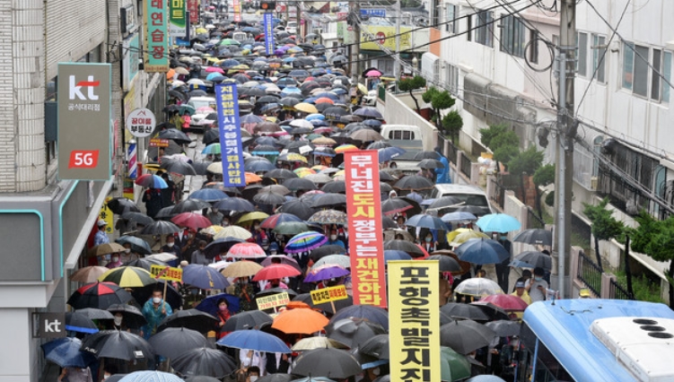 부산 묶으니 창원으로 풍선효과...대장주 10억 찍었다