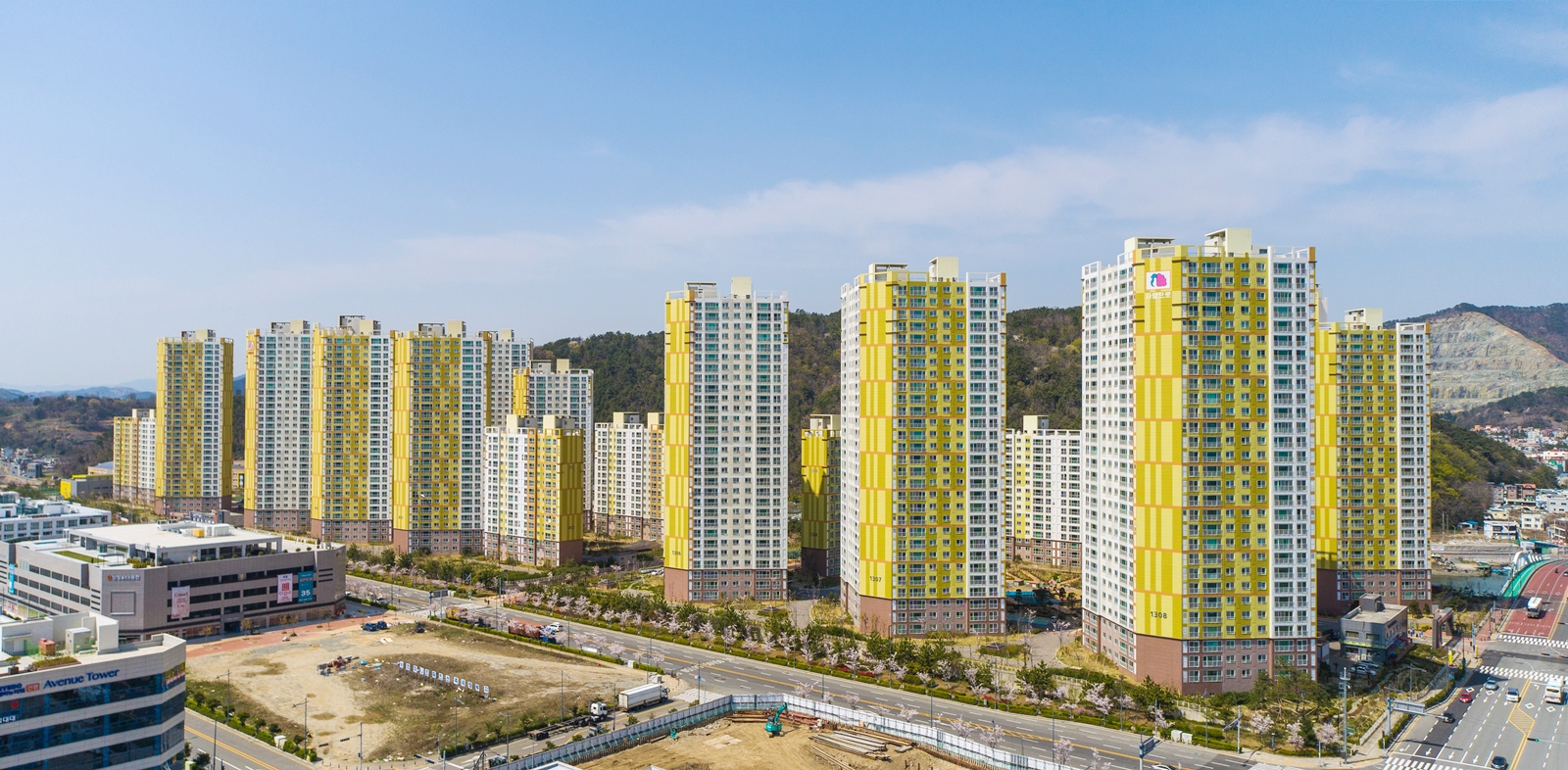 부영, 가덕도 호재 부산신항 사랑으로 계약 순항