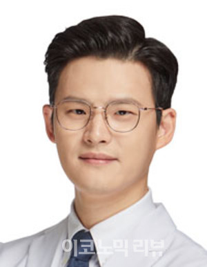 [김형석원장의 건강민국]사과 같은 내 얼굴, 발그레한 안면홍조가 스트레스를 유발한다