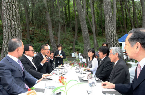 “쓰시마 취항 10주년 대아고속해운에 감사”