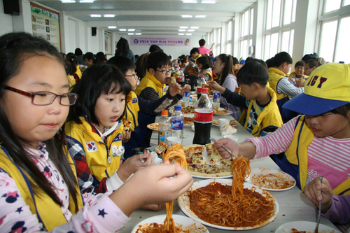 적십자사 경북지사, 밀양 임실치즈스쿨서 낙농체험