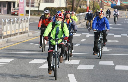 포항제철소, 건강 올리고 온실가스 배출 줄이고