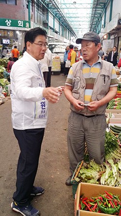 안병국, 죽도시장 상인들 애로사항 경청