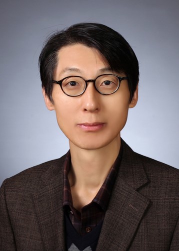 양진영씨 행복 장의사 2015 경북일보 문학대전 금상