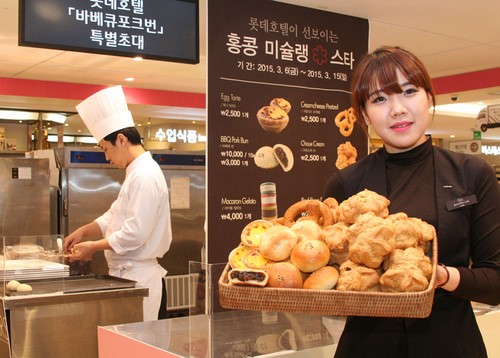 쉐프가 직접 구운 바베큐 번 맛보세요