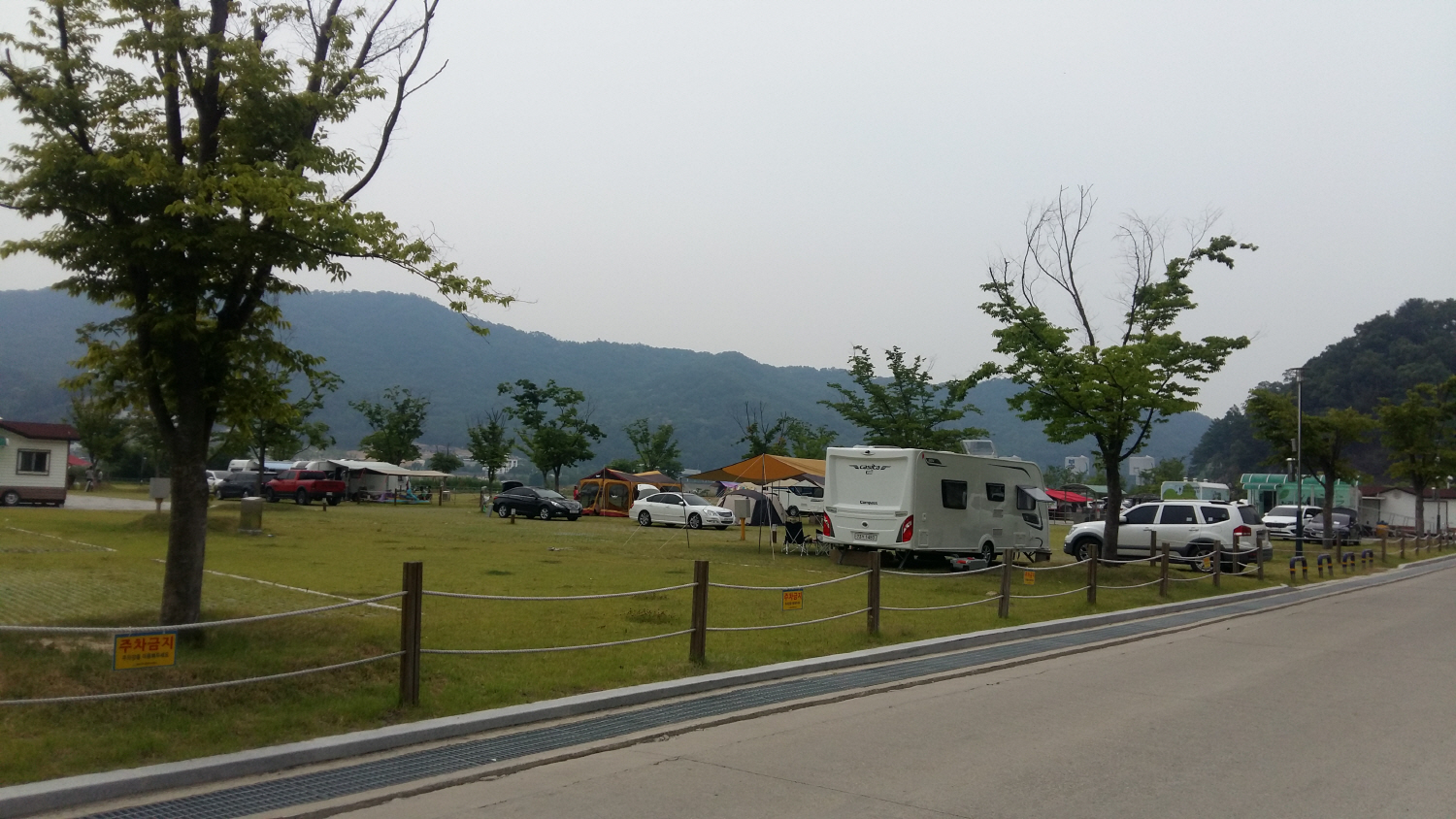 칠곡보오토캠핑장 편의시설 개방 확대해야