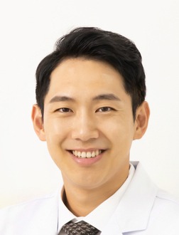 등건태 원장, 정재환 원장과 힘 모아 포항 두호동 존메디칼 존 정형외과 개원