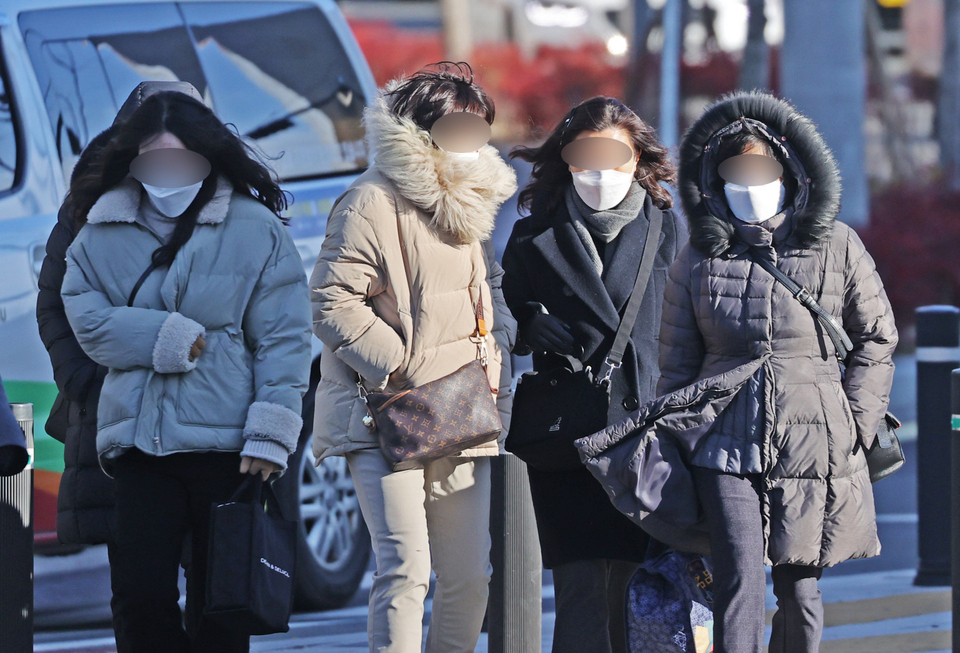 [포토] 전국 대부분 영하권 강추위...대구지역 무서운 출근길