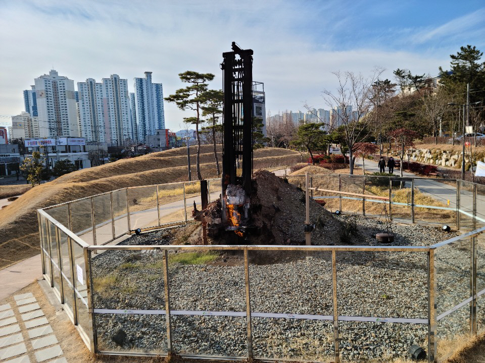 불의 정원 불꽃, 꺼졌다가 켜졌다가 불안