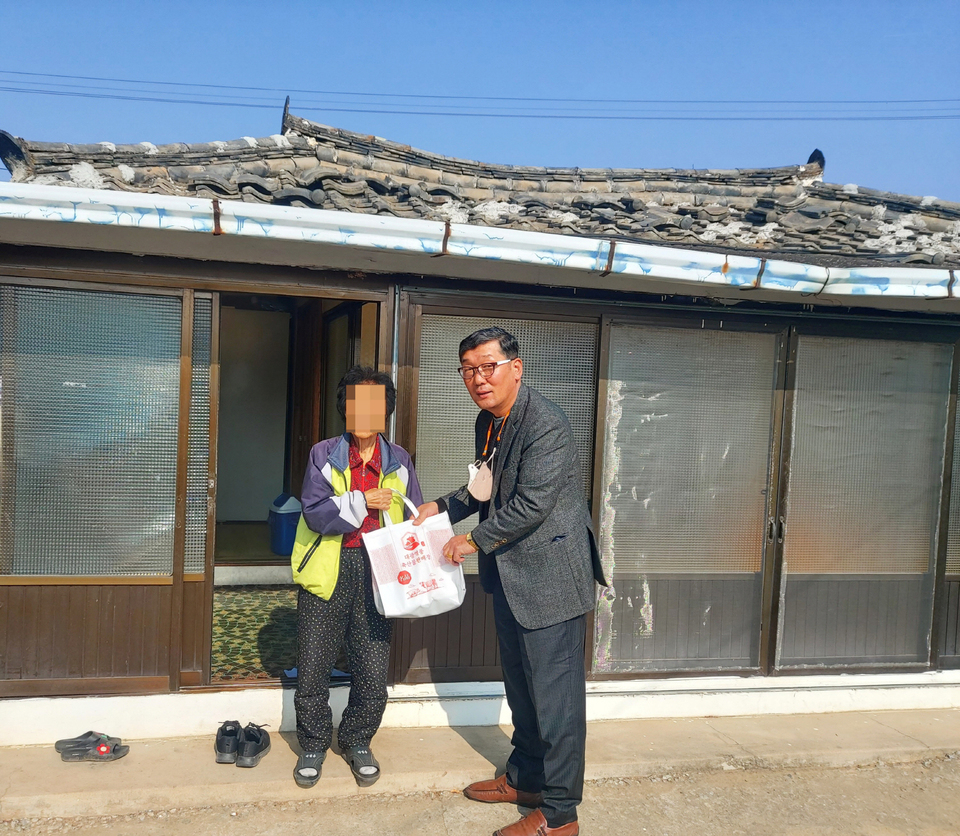 영천 영풍축산영농조합법인, 남부동에 취약계층 위한 소불고기 세트 기탁