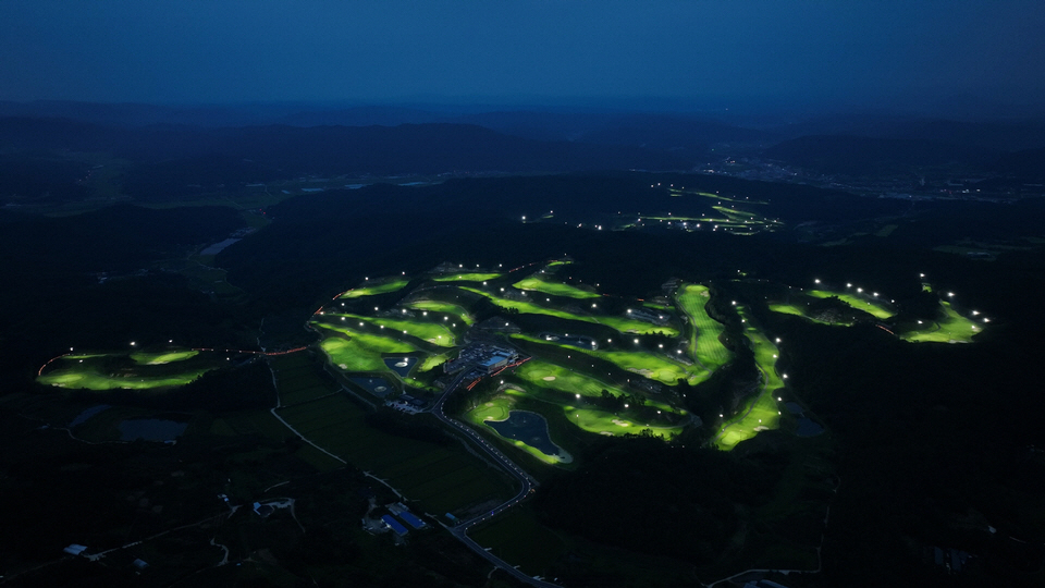 홍진주, 군위 이지스카이CC서 열린 KLPGA 챔피언스 투어 최종전 우승