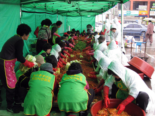 천안 농협, 사랑의 김장담그기