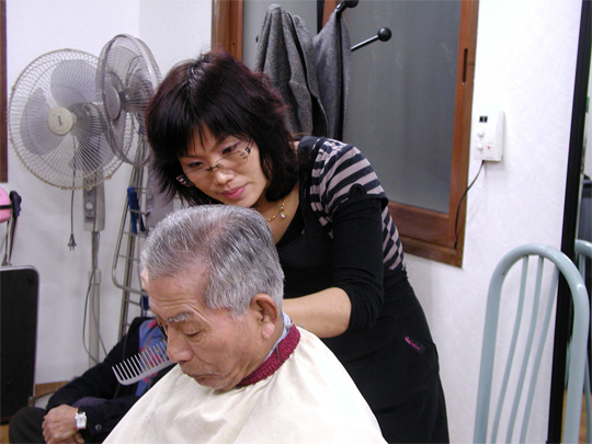 [릴레이 칭찬합시다]이주영 ‘영헤어샵’ 대표