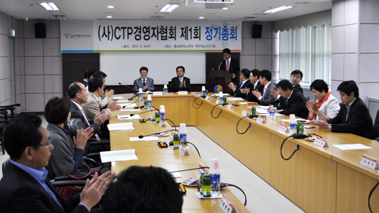 <벤처 실크로드> 성공기업이 걸음마 단계 중소벤처 견인