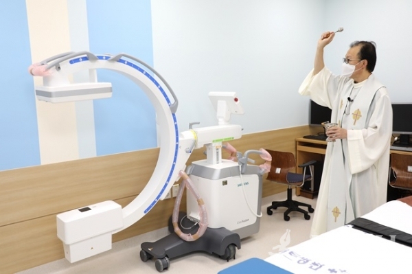 가톨릭대학교 성빈센트병원, 본관 외래 리모델링으로 새 단장