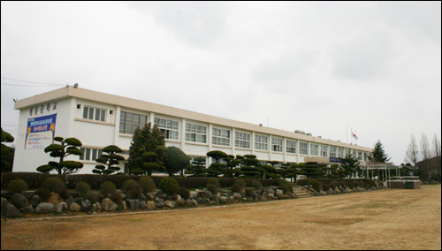 전교생 44명인 `작은 학교’-광주 평동중학교