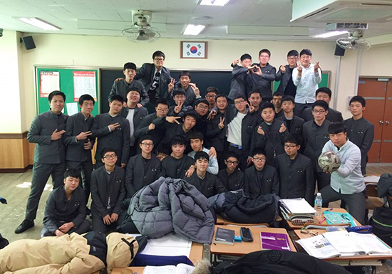 그래도 아직…우리, 함께여서 세상은 따뜻합니다