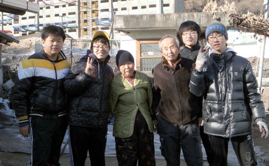 따뜻한 이웃사랑 전달 행복 두배