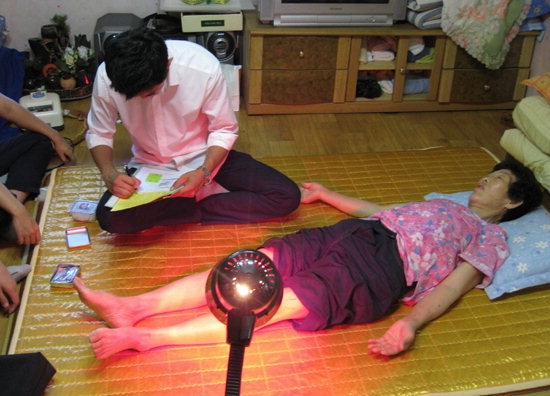 한방 가정방문 진료 호평