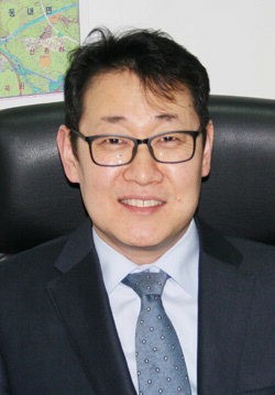 [새의자] 김재율  춘천 M 백화점장