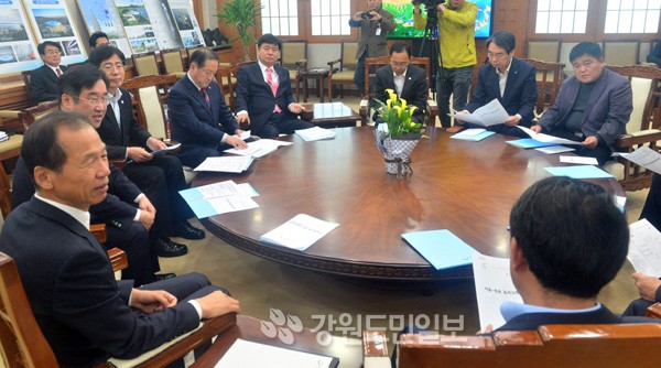 도, 동서고속철 정부 제안 거절