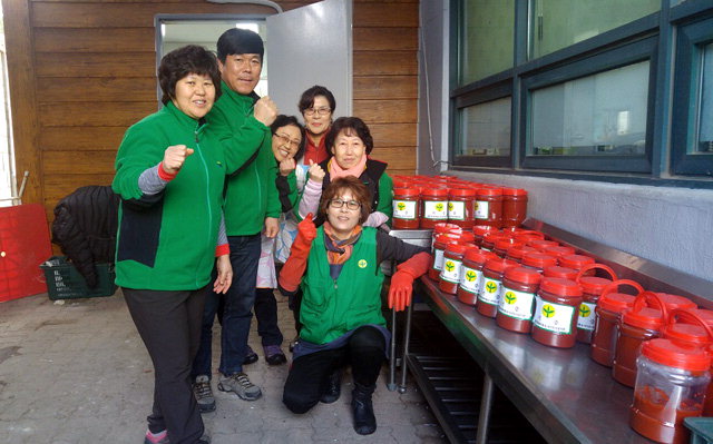 [원주]태장2동 새마을 남녀 지도자회 고추장 나눔