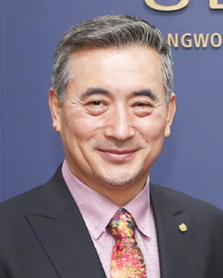 강원대 신임 발전후원회장에 김영철 바인그룹 회장 선임