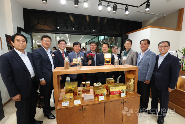 [홍천]강원인삼농협 대명비발디파크 홍보관 개점