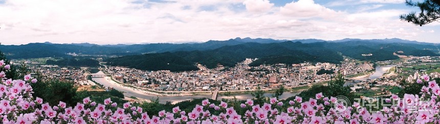 [홍천]홍천 무궁화수목원 내 숲속도서관 조성