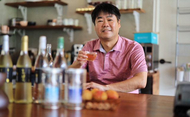 수많은 술 중 특별한 한 잔 지역색 녹이니 전국 입소문