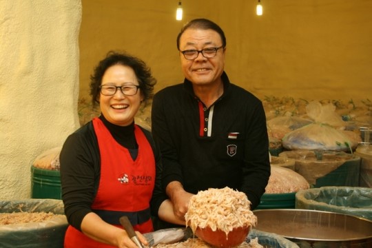 청정 수산물 고집 … 정성으로 양념