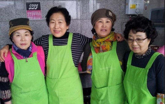 배부른 사랑 전하는 천사들